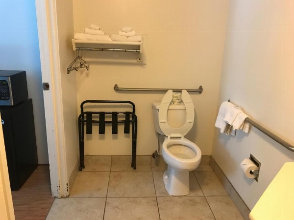 Motel 6-Des Moines, IA - North image 16