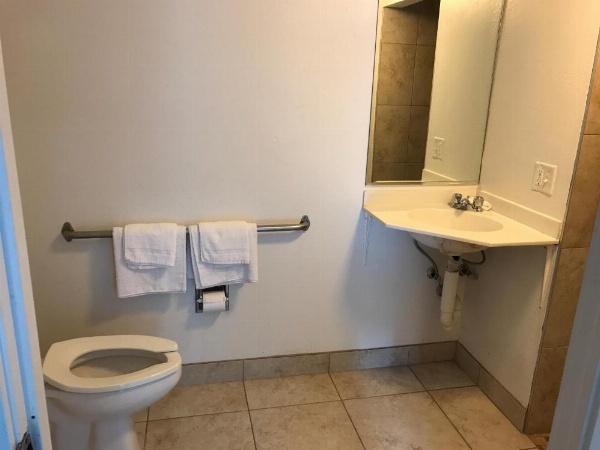 Motel 6-Des Moines, IA - North image 24